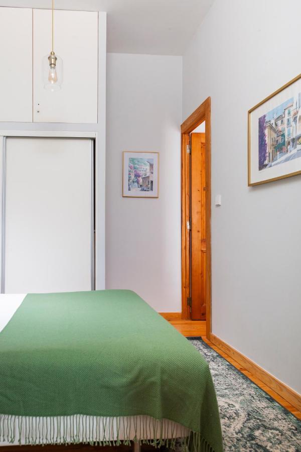 Alfama Terrace Apartment With Authentic XVIII Tiles And Historic Notes 3 Bedrooms & 2 Bathrooms Ac Lisboa Exterior foto